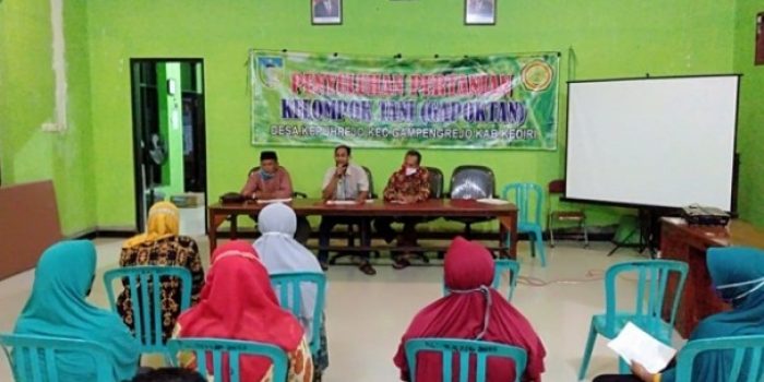 Dinas Pertanian dan Perkebunan Sasar Kelompok Tani Sosialisaikan Sistem Pertanian Ramah Lingkungan