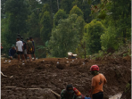 Trauma Warga Dusun Bruno Akibat Longsor dan Ancaman Luapan Sungai