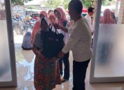 Bupati Kediri Berikan Bantuan Pangan ke 1000 Keluarga Penerima Manfaat