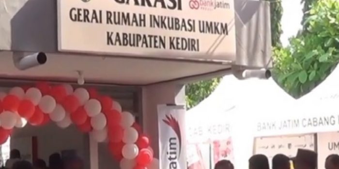 Bupati Kediri Genjot Ekonomi Mikro dengan  4 Gerai Inkubasi UMKM