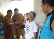 Bupati Kediri Mas Dhito Bantu Anak Vakum Sekolah Merawat Orang Tua