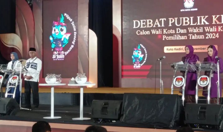 Debat Publik Pilkada Kota Kediri Terakhir, Ketua KPU Reza Cristian, Menegaskan Visi Kerja Pasangan Calon