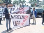 Pilihan Rektor UNP Kediri Mahasiswa Gelar Aksi Demo, Mereka Menuntut Ini