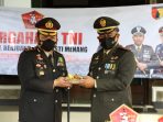 HUT TNI ke-76, Kapolres Kediri Kota Beri Kejutan Brigif 16/Wira Yudha