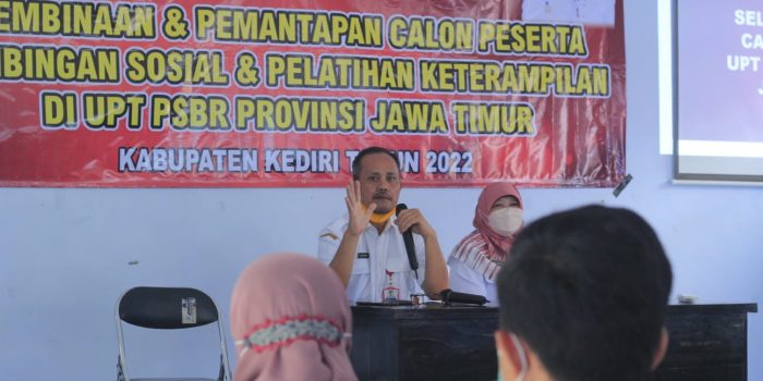 Bentuk Mental Enterpreneur, Bupati Kediri Beri Pelatihan Remaja Putus Sekolah