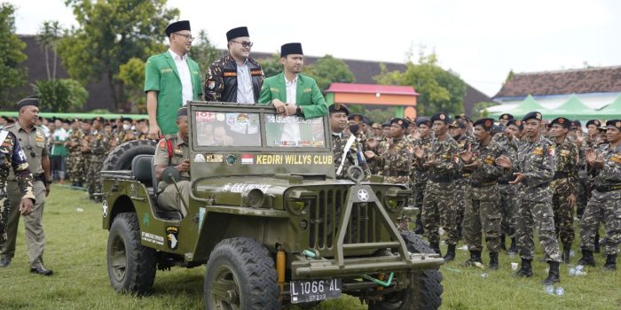 Diangkat Jadi Anggota Kehormatan Banser, Bupati Berharap Ansor Jaga Koridornya Sebagai Wasit