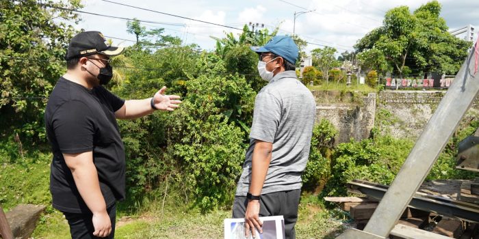 Jaga Keselamatan Warga, Mas Dhito Minta Jembatan Ditutup Saat Hujan Deras