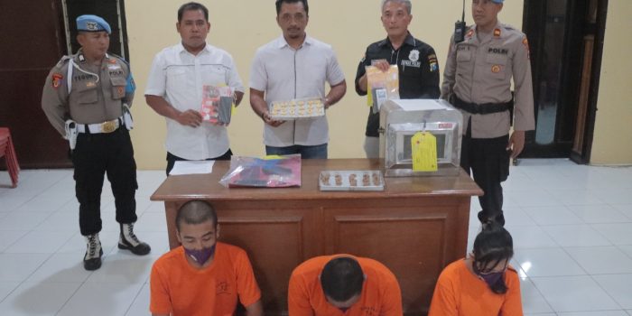 3 Orang Tersangka Diamankan Polres Kediri Kota EdarKan Narkoba dengan Modus Baru