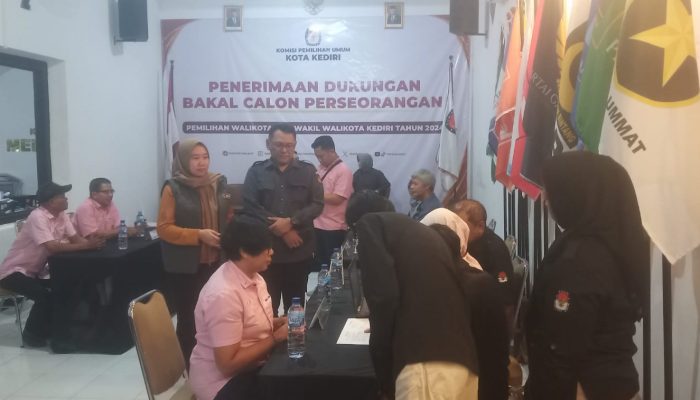 Daftar Jalur Perseorangan Cawalkot Kota Kediri, Ronny-Fadloly Mengaku Didukung 25 Ribu KTP Warga, Ini rinciannya