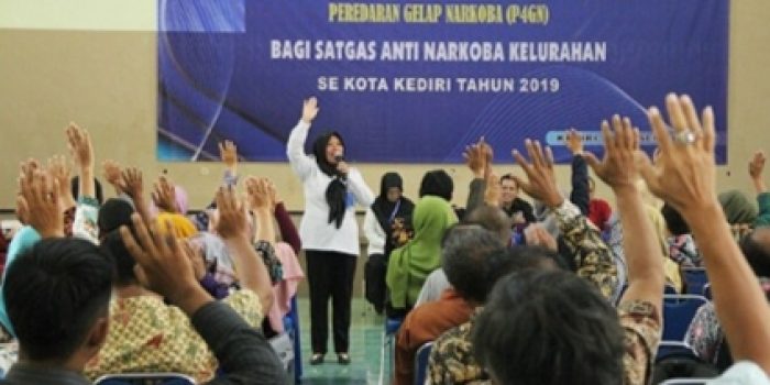 Menyonsong Indonesia Emas, Satgas Anti Narkoba Se Kelurahan Kota Kediri diberi Pelatihan