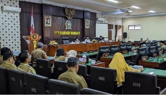 Inisiasi Penghematan dan Fokus Skala Prioritas APBD tahun 2025, Banggar DPRD Kabupaten Trenggalek Rapat Bersama TAPD