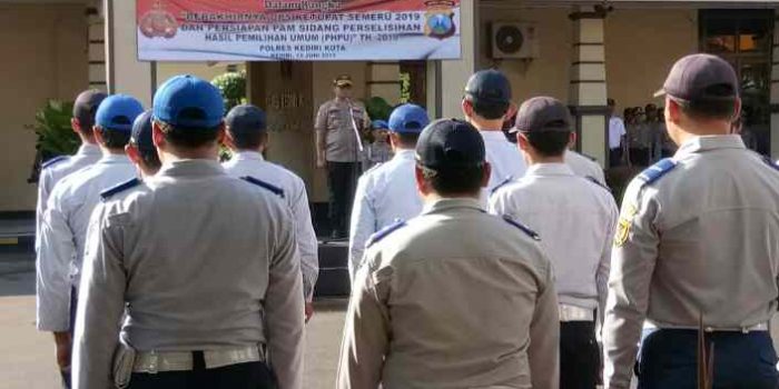 Polres Kediri Kota Gelar Apel Konsolidasi Berakhirnya Operasi Ketupat dan PAM Antisipasi PHPU