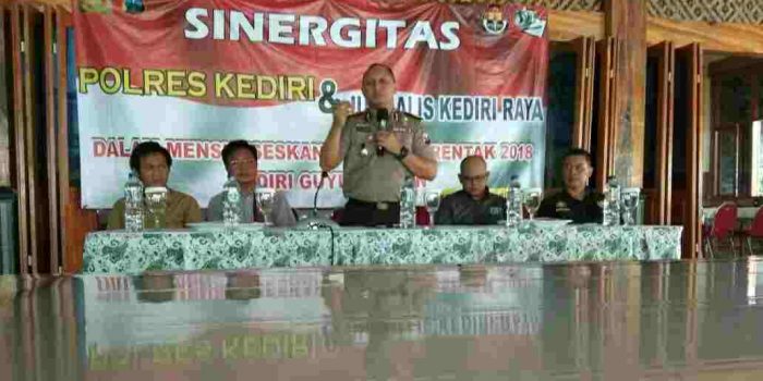 Sukseskan Pilkada Serentak 2018, Polres Kediri Gandeng Jurnalis