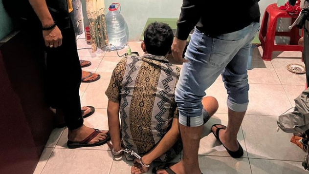 Kelompok Pencuri Rokok Diamankan oleh Polisi di Kediri, Dua Pelaku Residivis Berhasil Ditangkap