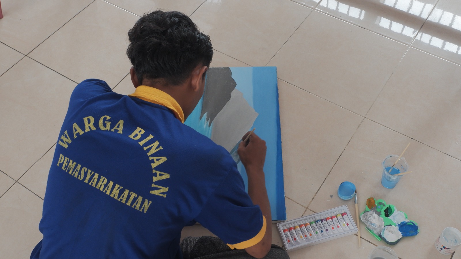 Wadahi Warga Binaan Berkreasi, Lapas Kediri Fasilitasi Seni Lukis Di Balik Jeruji Besi