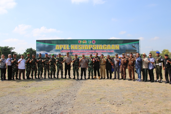 Pemkab Gandeng Korem 082 Citra Panca Yudha Jaya Gelar Apel ...