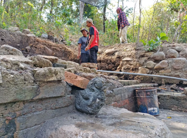 Penemuan Menakjubkan di Bukit Klotok: Kompleks Peribadatan Kuno