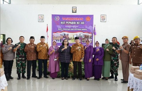 Pj Wali Kota Kediri Hadiri Tasyakuran HUT PEPABRI ke-65 di Gedung Yonif 521