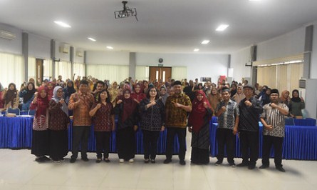 Pj Wali Kota Kediri Zanariah Beri Arahan Guru Pendamping Khusus Sekolah Inklusi TK, SD, dan SMP Kota Kediri