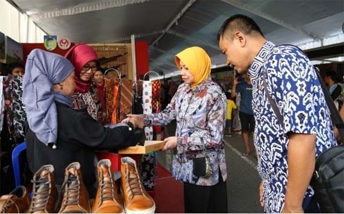 Stand Produk UMKM di Even Pekan Budaya dan Pariwisata, Laris Manis