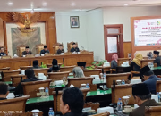 Rapat Paripurna DPRD Tulungagung Terima Raperda Perubahan APBD Anggaran 2024