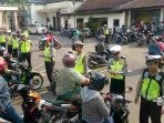 Satlantas Polresta Kediri Hari Kedua Belas Operasi Patuh Semeru 2018 Tilang Mobil Plat Merah Dan Mobil ASN