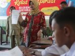 Tandai Masuk Sekolah, Bupati Kediri Mengajar di SMP Bhakti