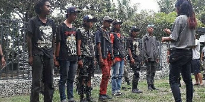 Satpol Tulungagung Giring Delapan Anak Punk Yang Bikin Resak Pasar Ngunut