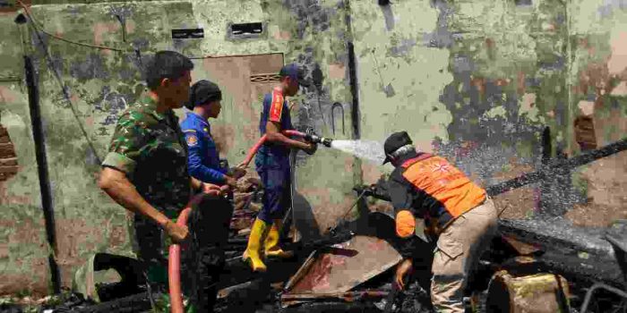 Lalai Tidak Mematikan Kompor Gas Elpiji, Satu Rumah Ludes Terbakar