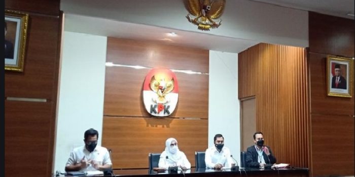 KPK Tetapkan Bupati Novi Bersama  4 Camat dan Ajudan , Tersangka