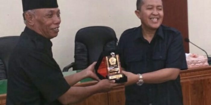 Wakil ketua DPRD Kabupaten Trenggalek terima kunjungan Komisi 4 DPRD Malang