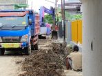 Genangan Banjir Setinggi 30 Cm di Banaran, Saluran Air Dibongkar 