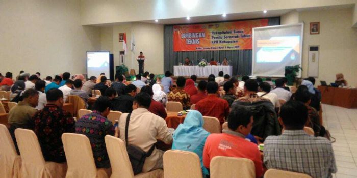 PPK Se Kabupaten Kediri, Ikuti Bimtek Rekapitulasi Perolehan Suara untuk Pemilu 2019