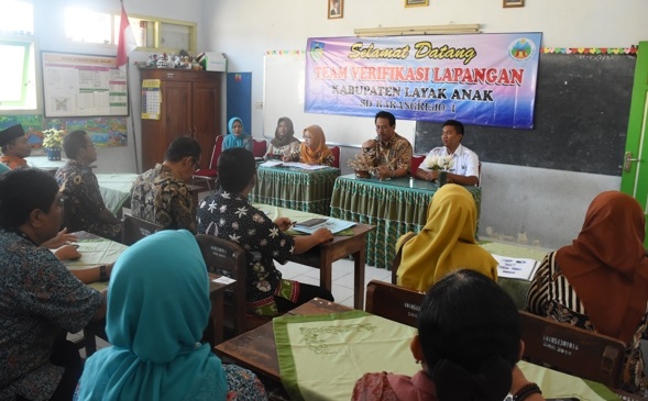 Tim Verifikasi Kementerian Pemberdayaan Perempuan dan Anak Kunjungi Kabupaten Kediri