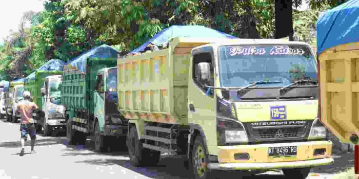 Puluhan Truck Muatan Pasir Di Kabupaten Kediri Ditilang, Salah Satu Penyebab Jalan Rusak Dan Laka Lantas